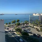 Amazing Sea Place Apartment