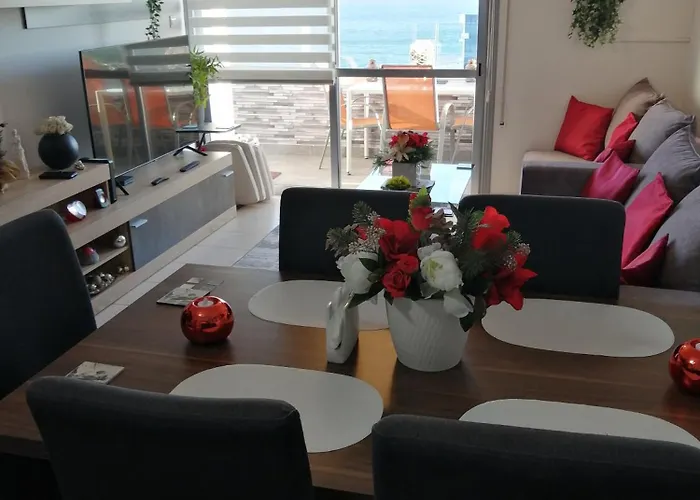 아파트 Amazing Sea Place 레메소스